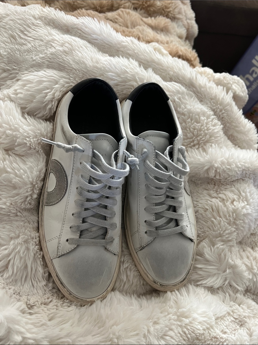 Oliver Cabell White & Light Gray Leather Sneakers